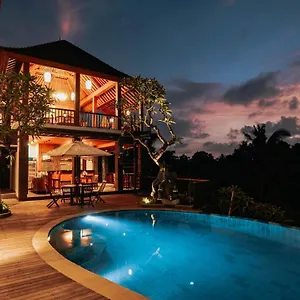 Yanyan Ubud